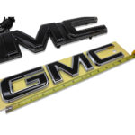 2025–2026 Yukon Elevation AT4 Illuminated Front Emblem w/ Rear - Image 3