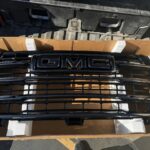 2025-2026 Yukon /Yukon XL DENALI Grille Assembly GM OEM # 84977529 Denali Gloss Black Grille